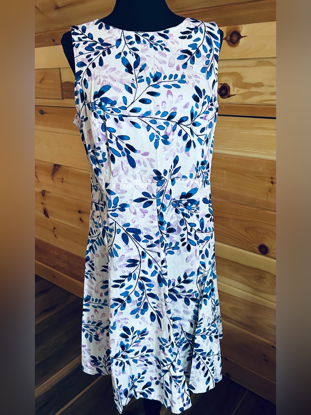 Chaps Sleeveless White Floral A-Line Dress with Blue & Pink Leaf Print